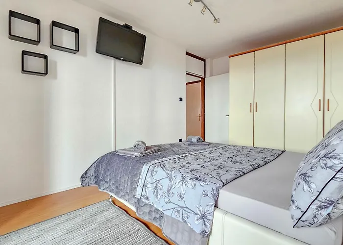 Neno Novigrad Istria